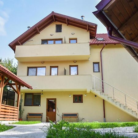 Tomis House Hotel Árgyasudvarhely Kültér fotó