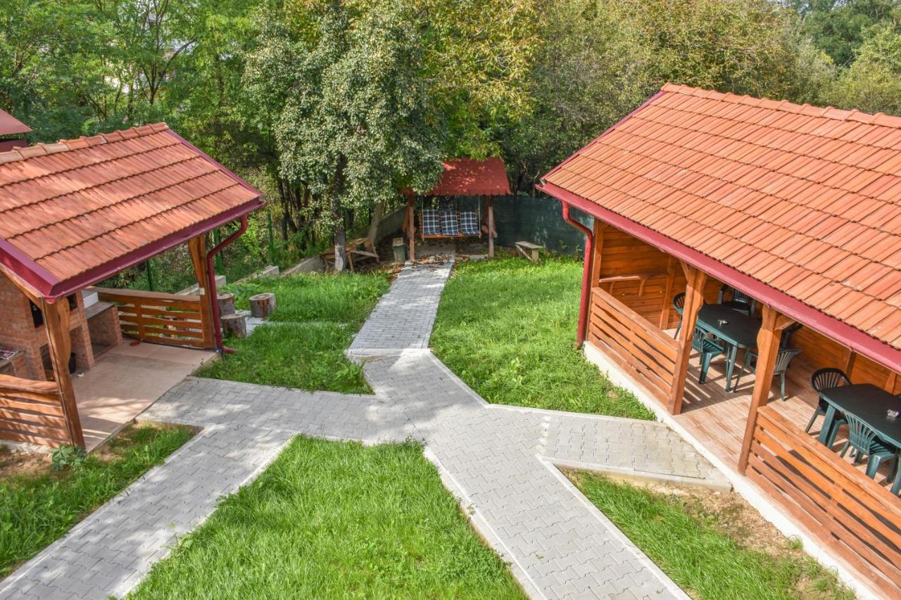 Tomis House Hotel Árgyasudvarhely Kültér fotó